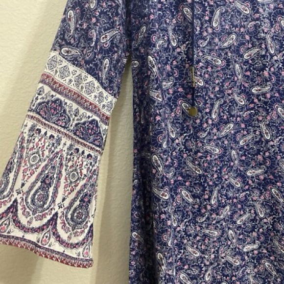 EUC Billabong Paisley Tie-Neck Peasant Tunic Dress in Navy and White Design - Picture 9 of 14